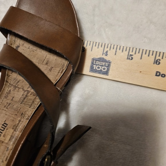 Montego Bay Club Cork-Like Brown Wedge Sandals Women's Size 7 - Picture 6 of 7